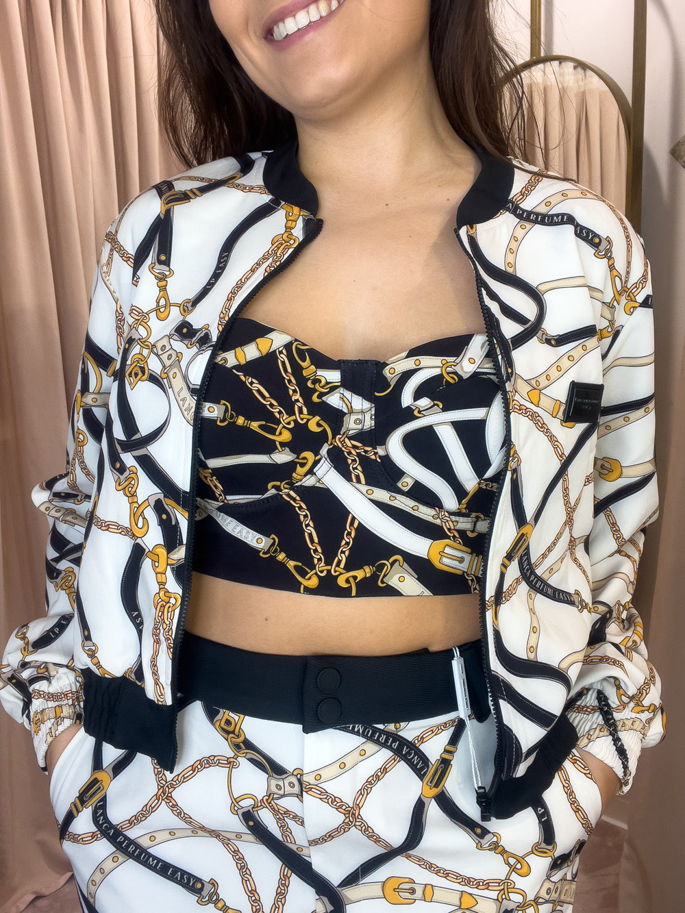 BOMBER COM ESTAMPA VERSACE