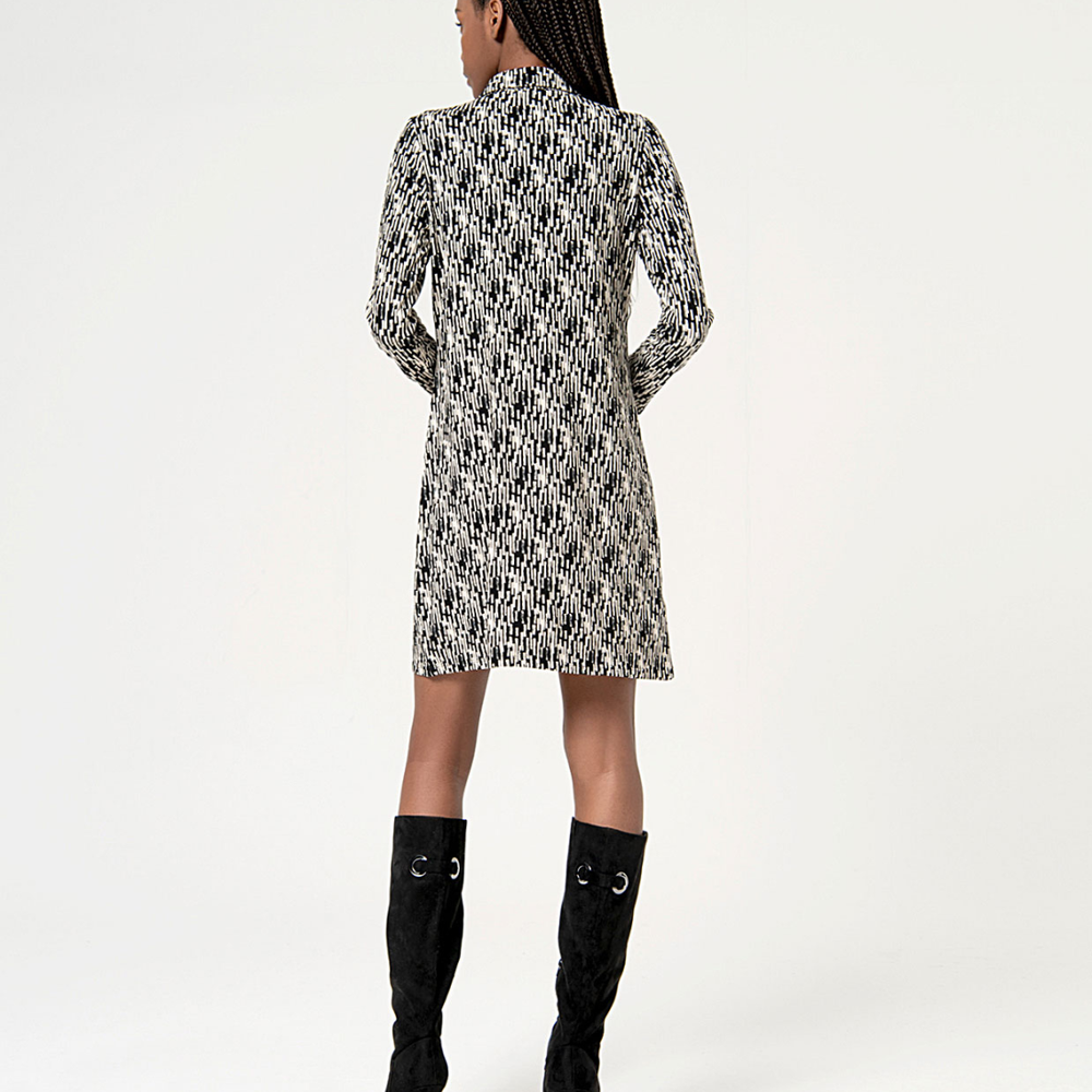 
                      
                        VESTIDO ELÁSTICO
                      
                    