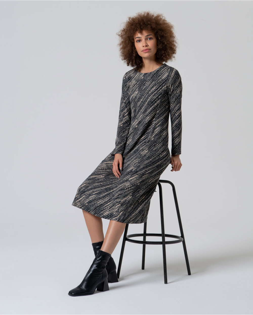 VESTIDO DE MALHA MIDI