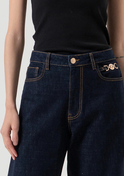 
                      
                        JEANS BOYFRIEND
                      
                    