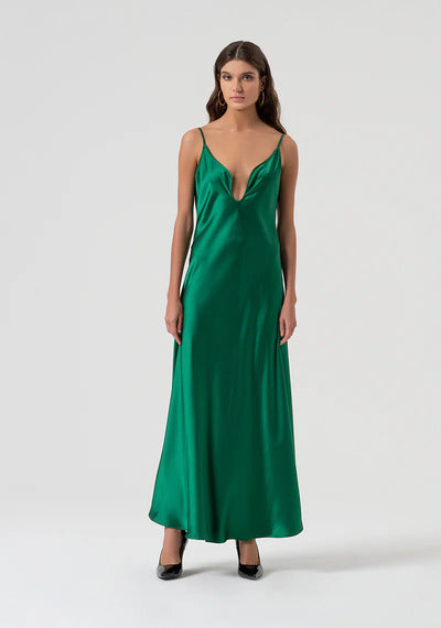 
                      
                        VESTIDO ANAGUA EM CETIM
                      
                    