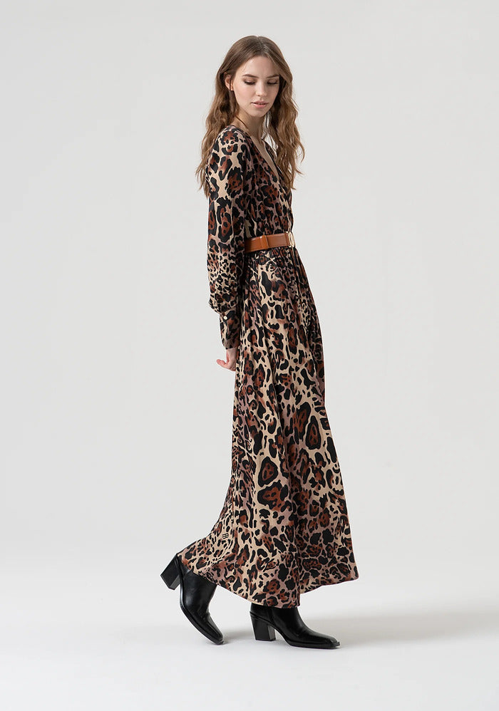 
                      
                        VESTIDO LONGO
                      
                    