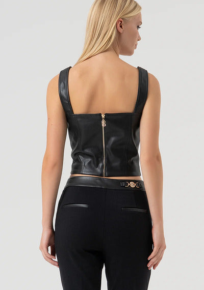 
                      
                        COLETE SLIM FIT
                      
                    