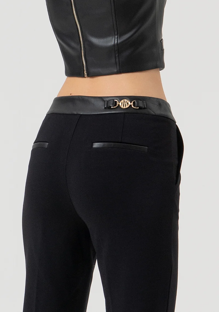 
                      
                        CALÇA BOOTCUT
                      
                    