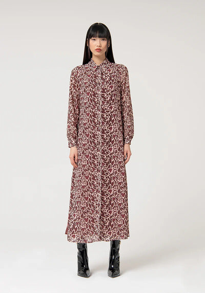 
                      
                        VESTIDO CAMISEIRO ANIMALIER
                      
                    