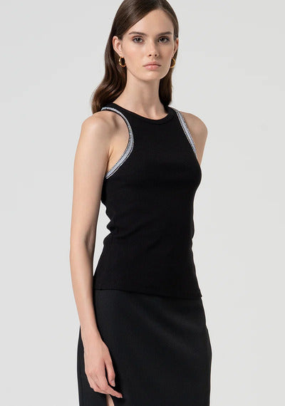 
                      
                        REGATA SLIM FIT
                      
                    