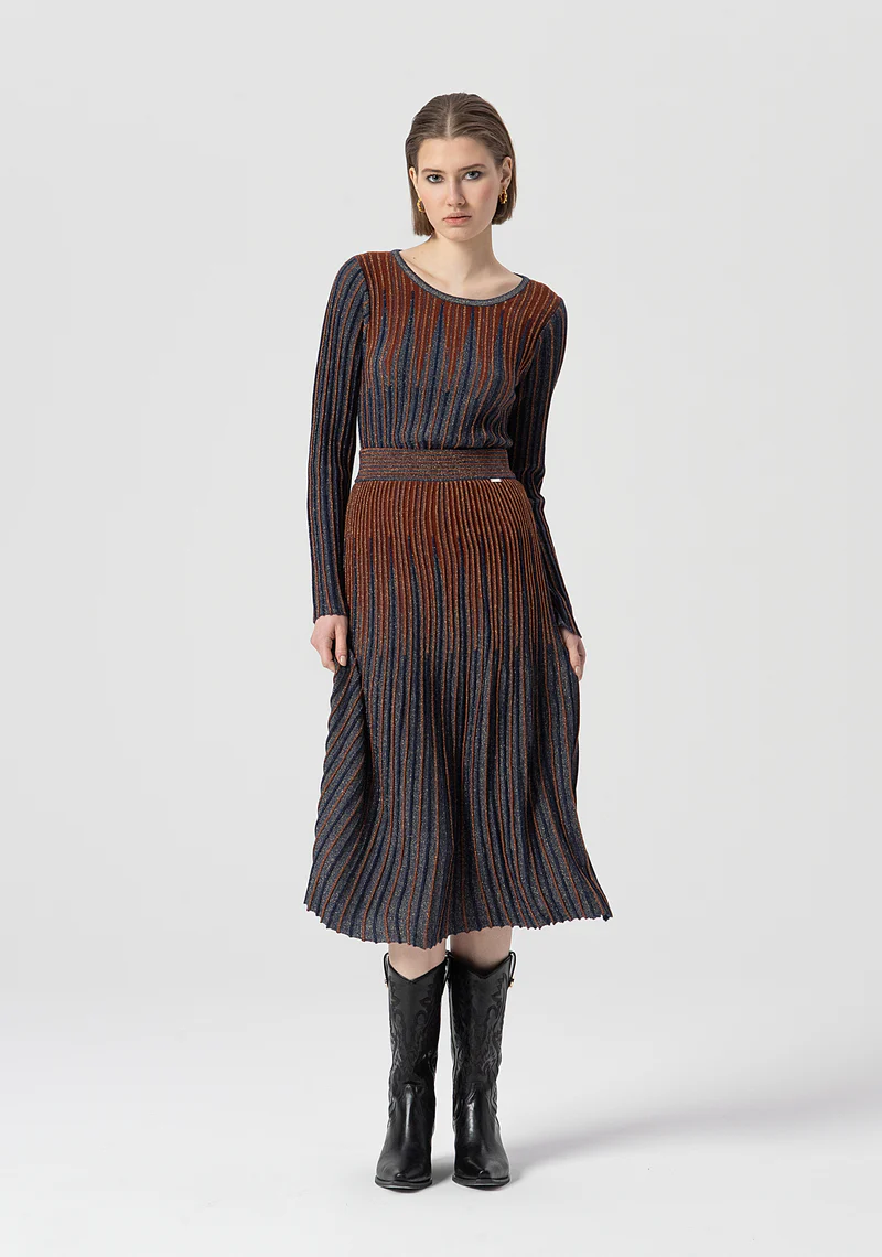 SAIA EVASÊ COM LUREX