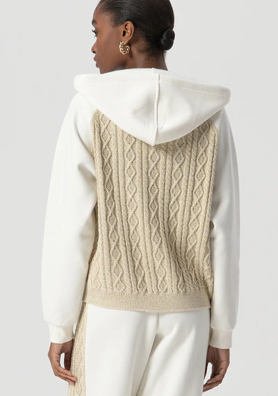 
                      
                        SWEATER OVER FIT
                      
                    