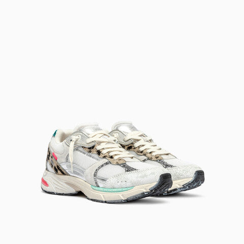 
                      
                        TENIS FUGITIVE
                      
                    