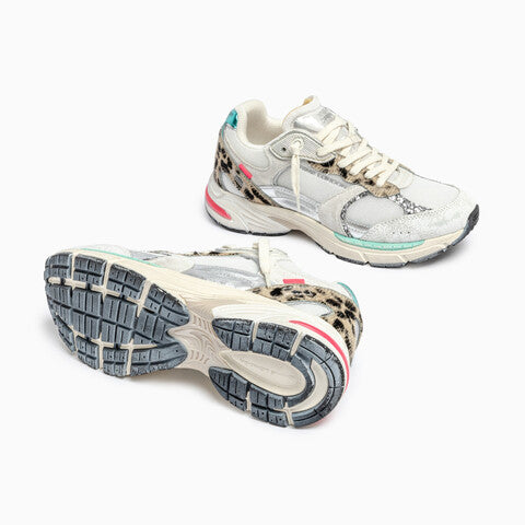 
                      
                        TENIS FUGITIVE
                      
                    